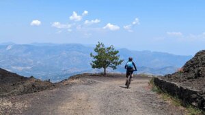 escursioni in bicicletta sicilia tour in bici sicilia escursioni sull'etna escursioni sui nebrodi escursioni alcantara (32)